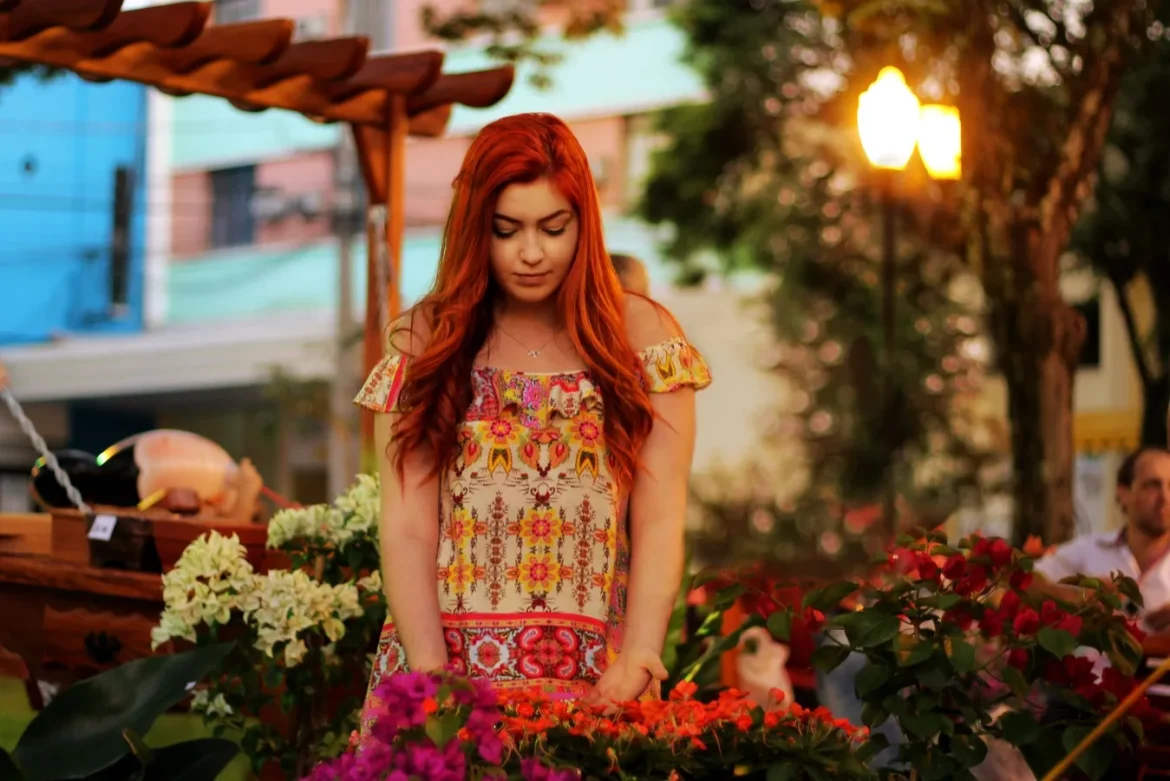 Best Clothes Colors for Redheads - best clothes colors for redheads