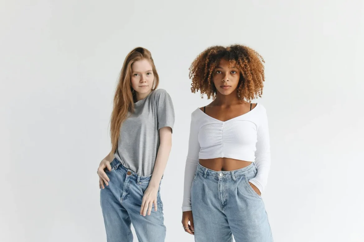 Best Clothes for an Apple Shape Woman - best clothes for apple shape woman