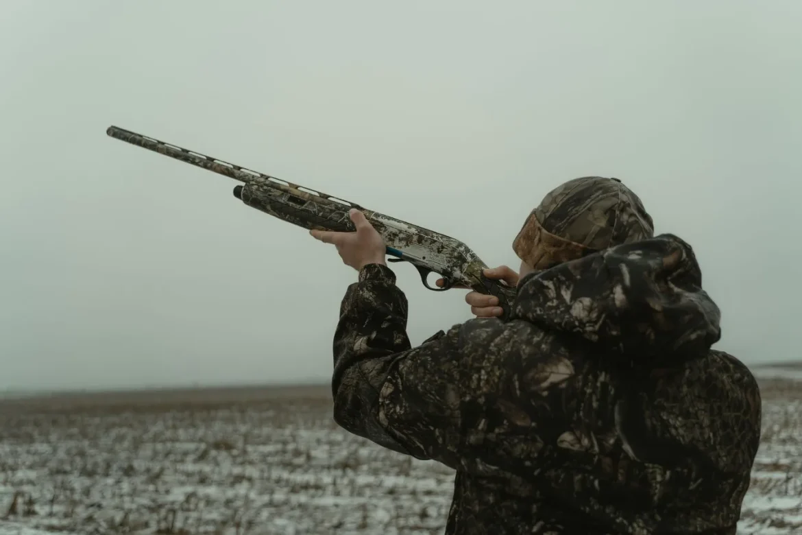 Best Cold Weather Hunting Clothes Guide - best cold weather hunting clothes
