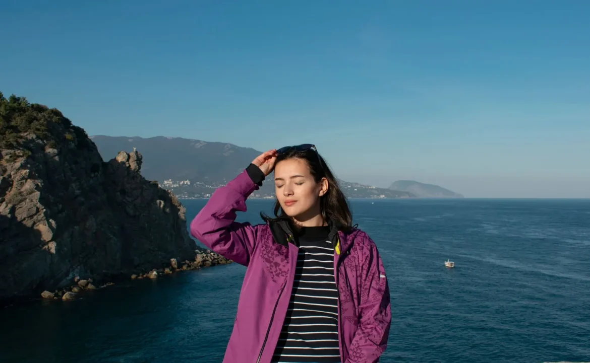 Best Travel Clothing: A Practical Buying Guide - best travel clothing