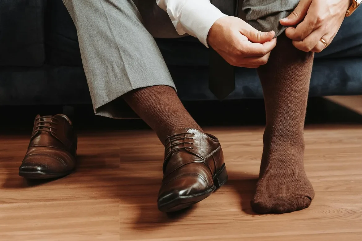 Brown Dress Shoes with a Gray Suit - brown dress shoes gray suit