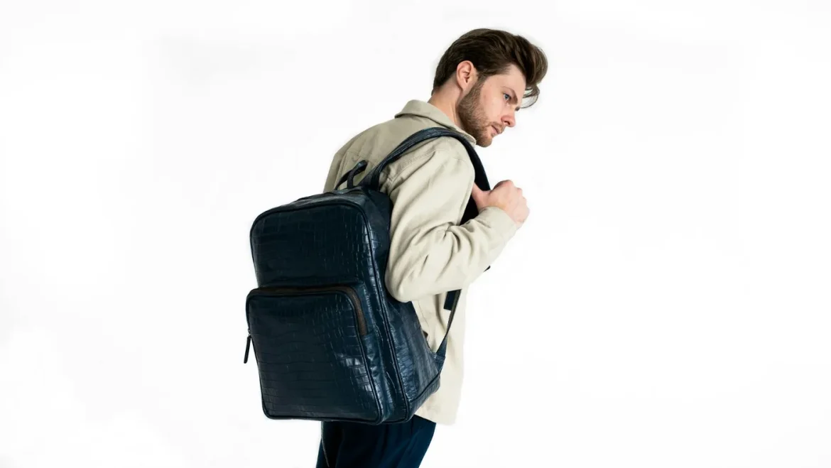 Cross-Body Leather Bags for Men: A Buyer’s Guide - cross-body leather bag for men