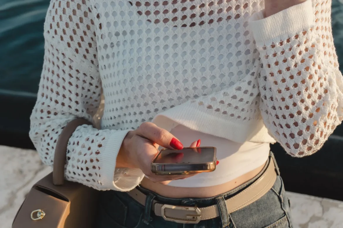 Kate Spade Belt Bags: What to Know - belt bag kate spade